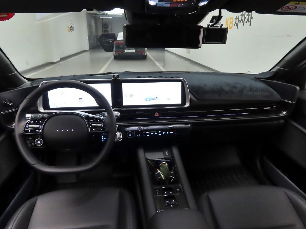 HYUNDAI Ioniq 6 - Vista 8
