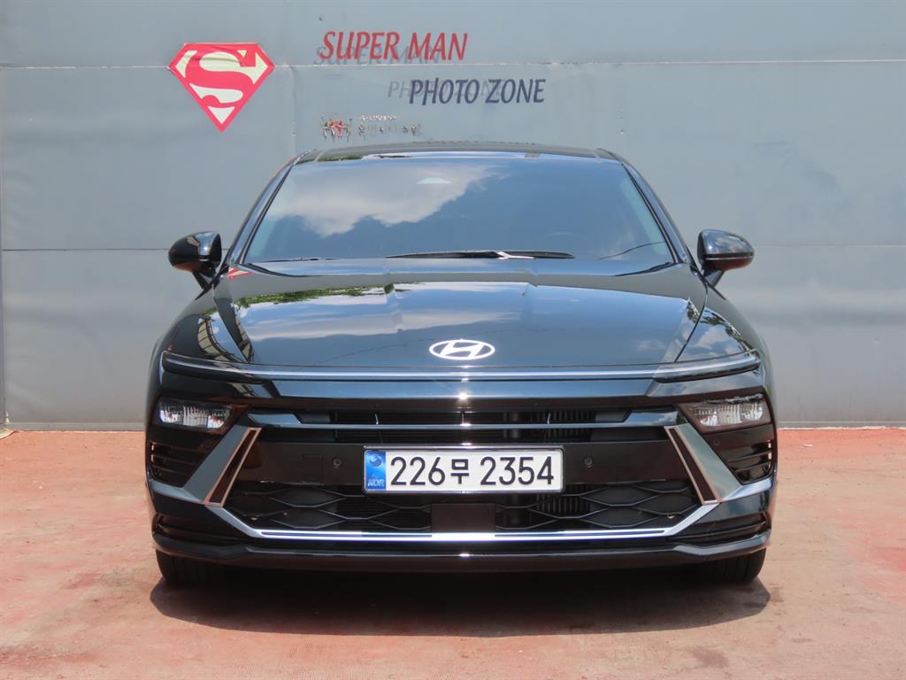 HYUNDAI Sonata - Vista 2
