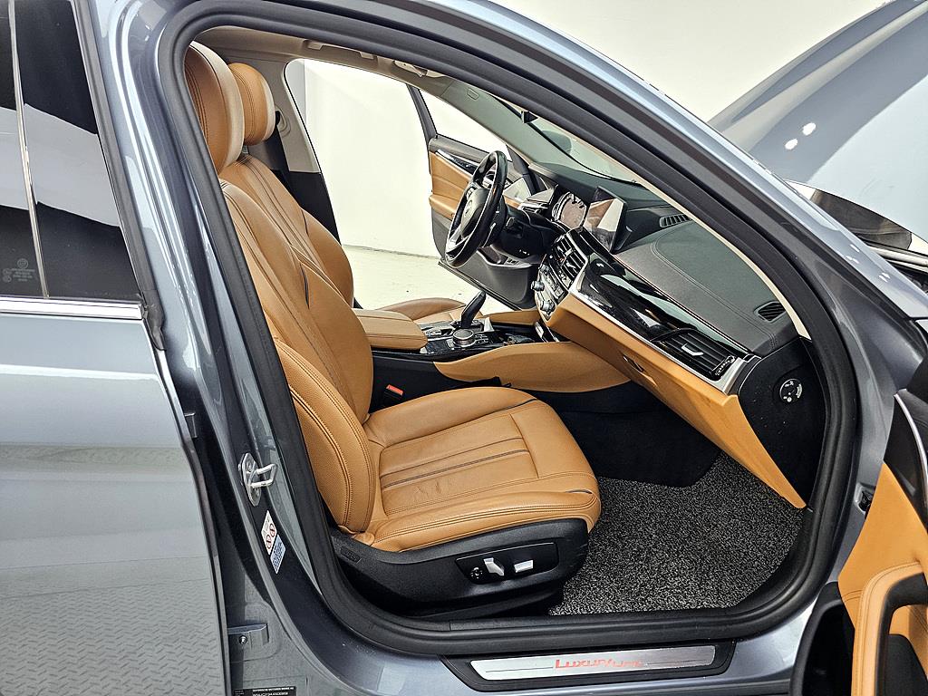 BMW 5 Series 2018 Blanco - Importación desde Corea - HF Imports Iquique - Foto 13