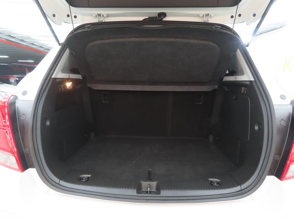 Chevrolet Trax 2020 Blanco - Importación desde Corea - HF Imports Iquique - Foto 18