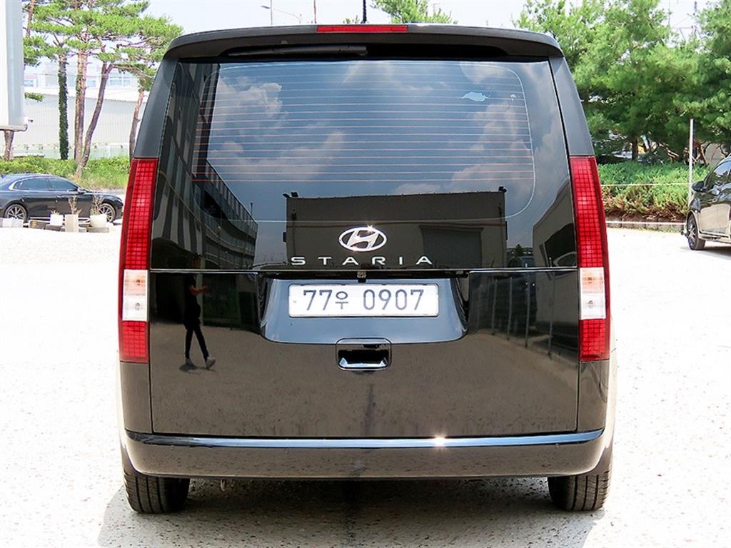 HYUNDAI Staria - Vista 6