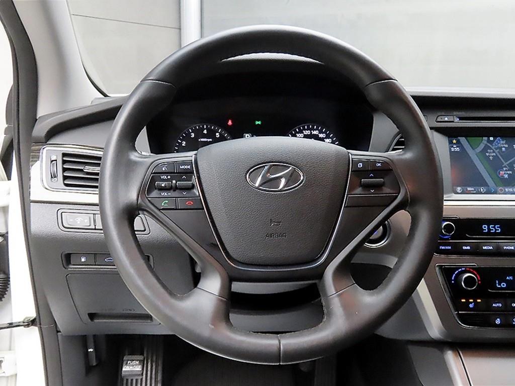 HYUNDAI Sonata - Vista 11