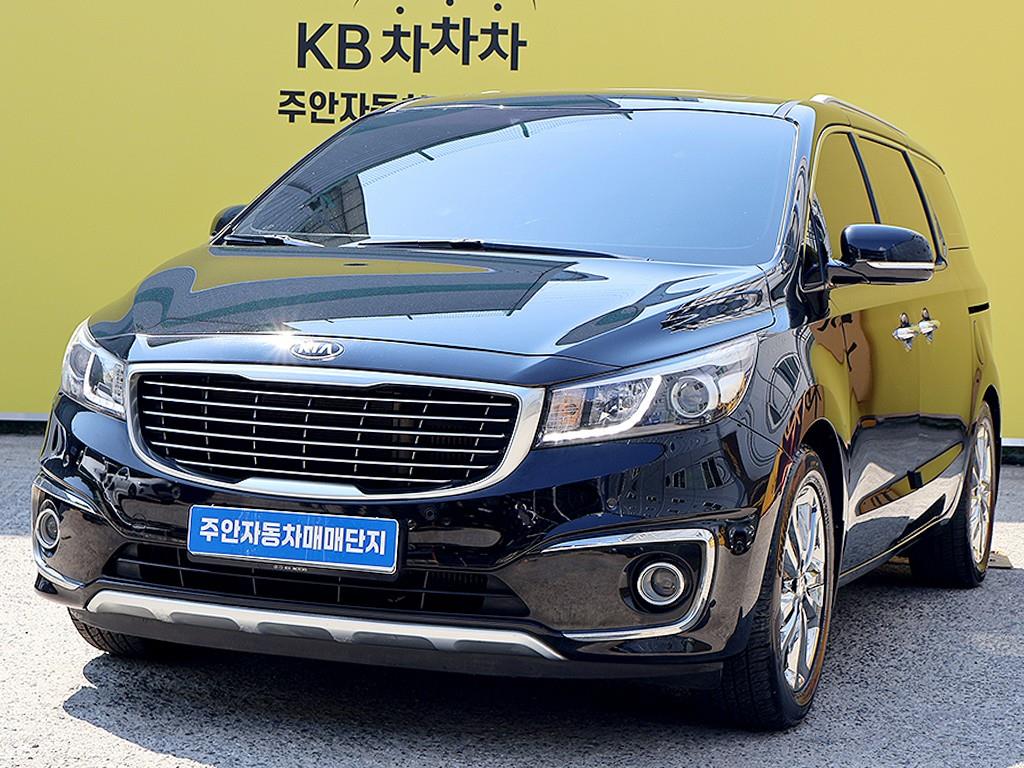 KIA Carnival - Vista 2