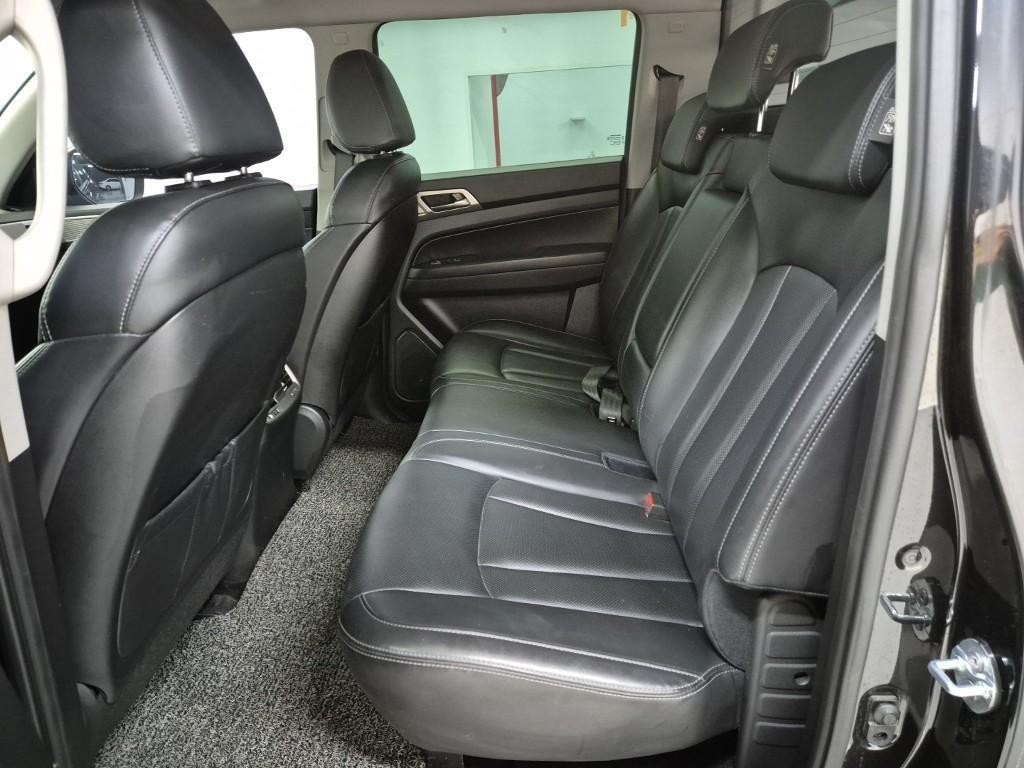 Ssangyong Rexton 2018 Negro - Importación desde Corea - HF Imports Iquique - Foto 14