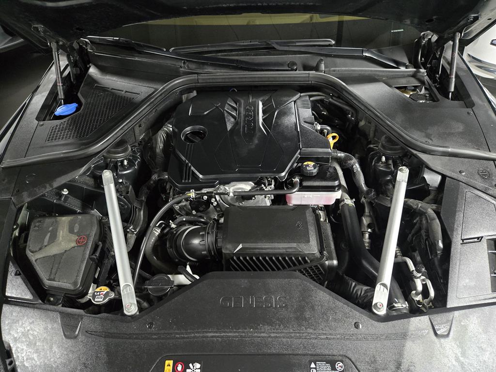 Genesis G80 - Vista 8