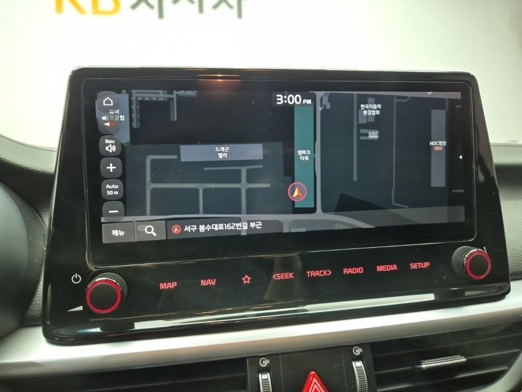 KIA K3 2022 Blanco - Importación desde Corea - HF Imports Iquique - Foto 16