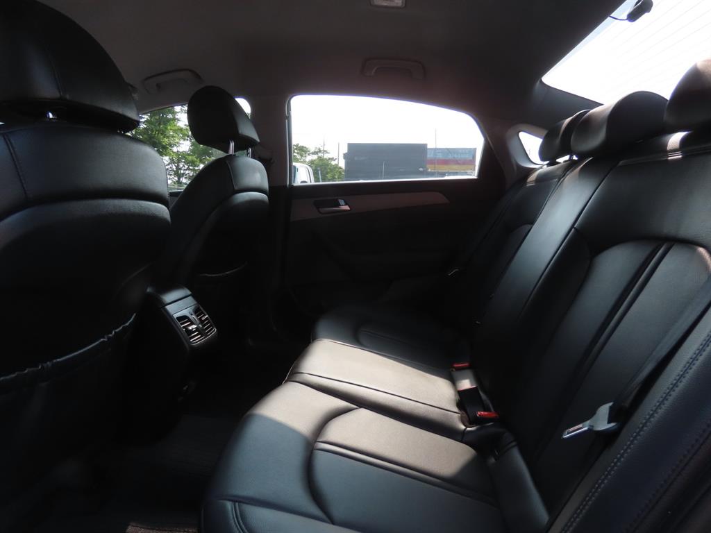 HYUNDAI Sonata - Vista 8