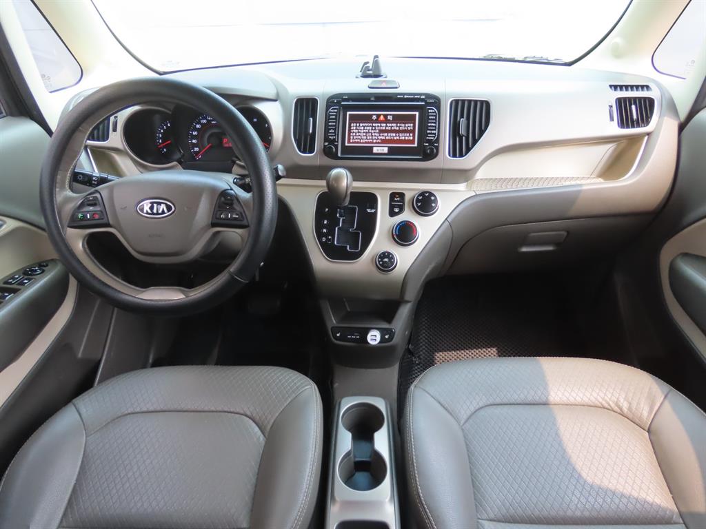 KIA Ray - Vista 10