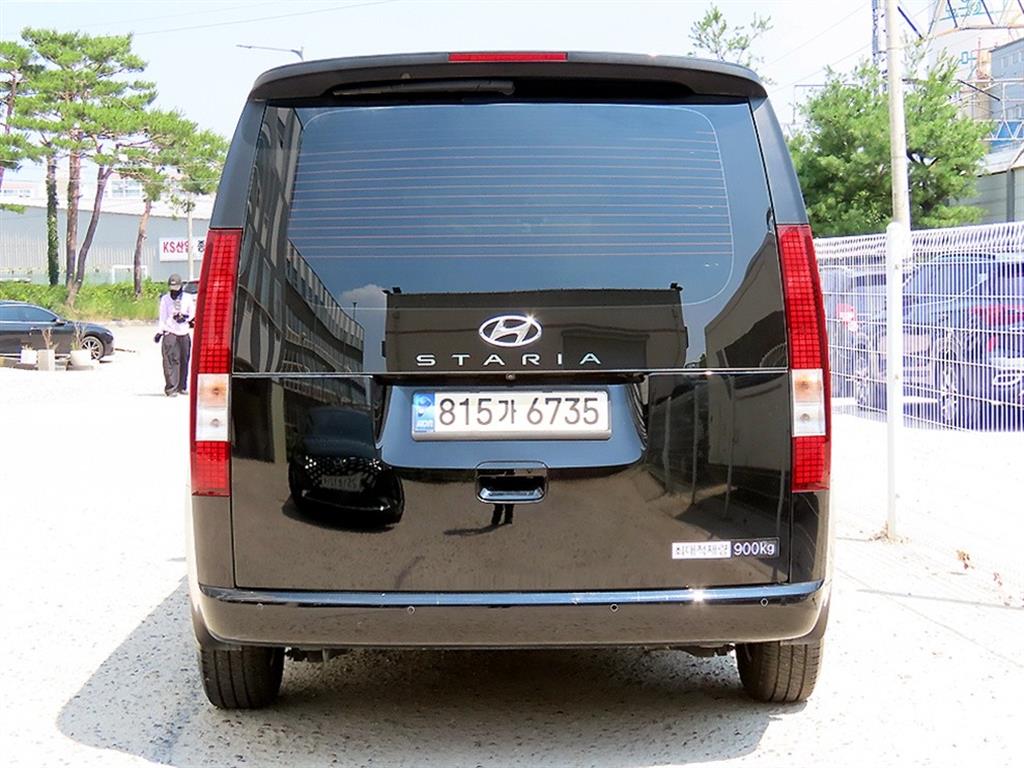 HYUNDAI Staria - Vista 6