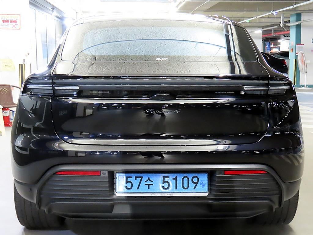 Porsche Macan - Vista 7