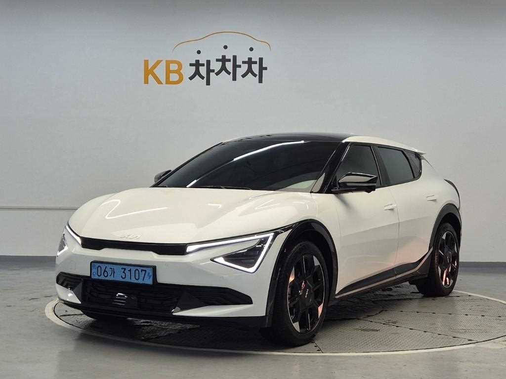 KIA EV6 2024 Blanco - Importación desde Corea - HF Imports Iquique - Foto 1
