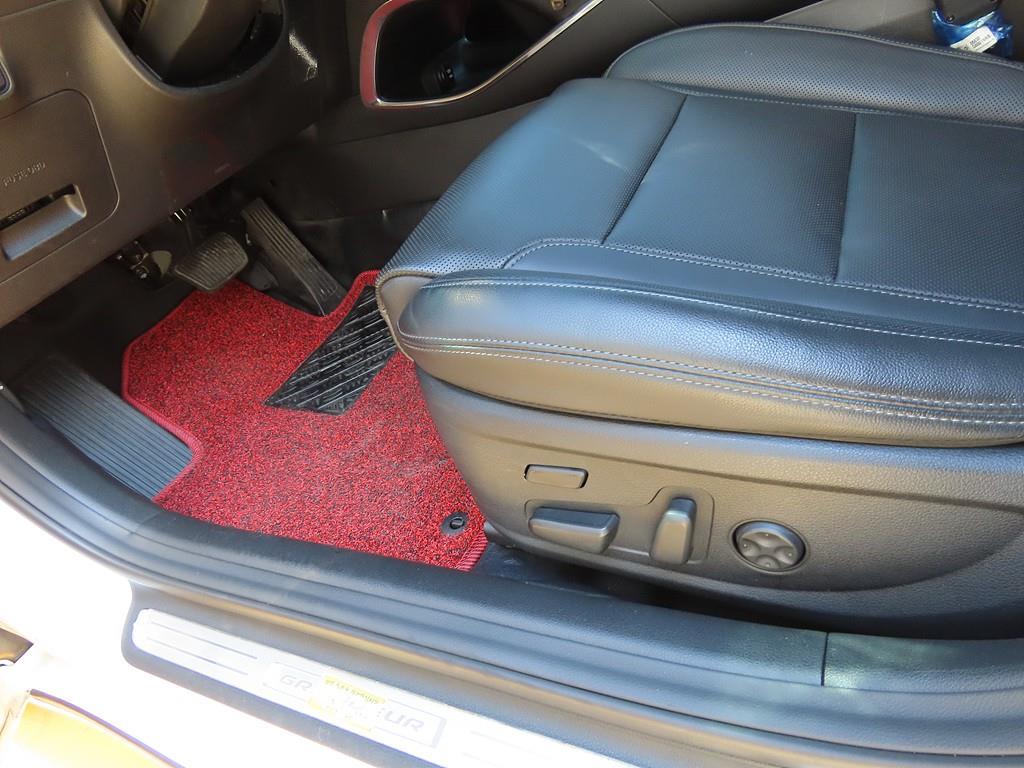 HYUNDAI Grandeur - Vista 11