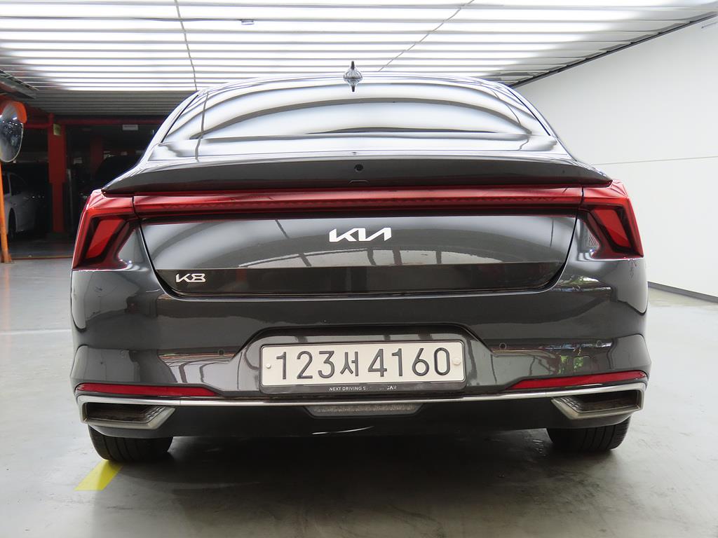 KIA K8 - Vista 6