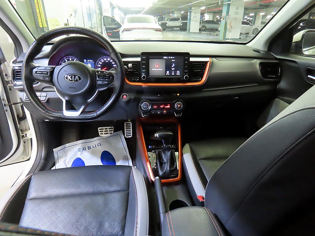 KIA Stonic - Vista 11