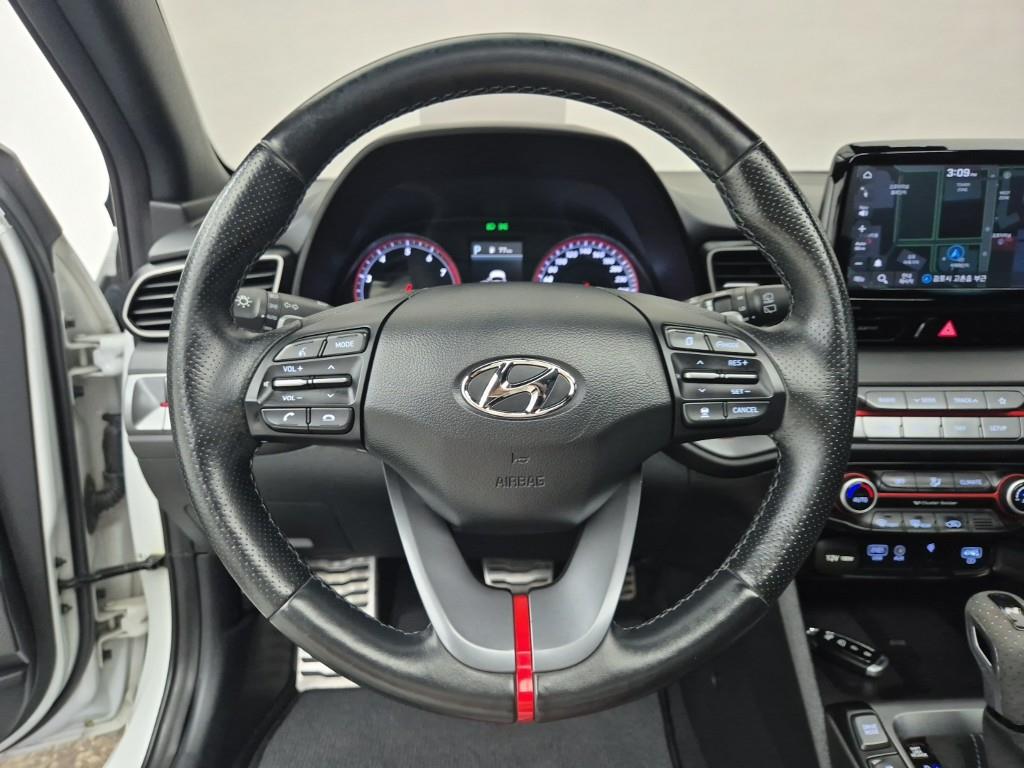HYUNDAI Veloster - Vista 11