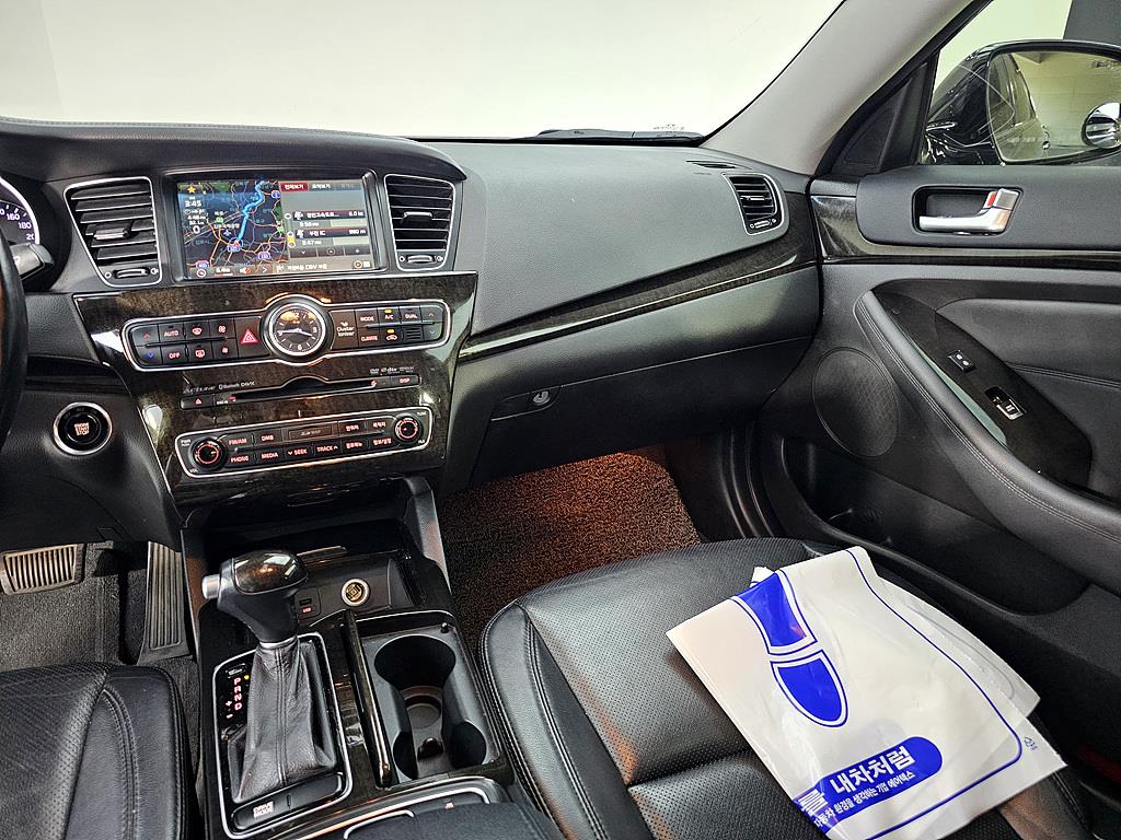 KIA K7 - Vista 12