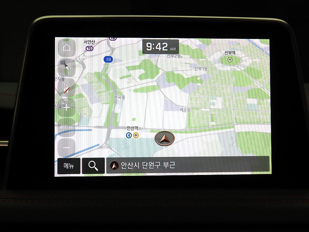Genesis G70 - Vista 11