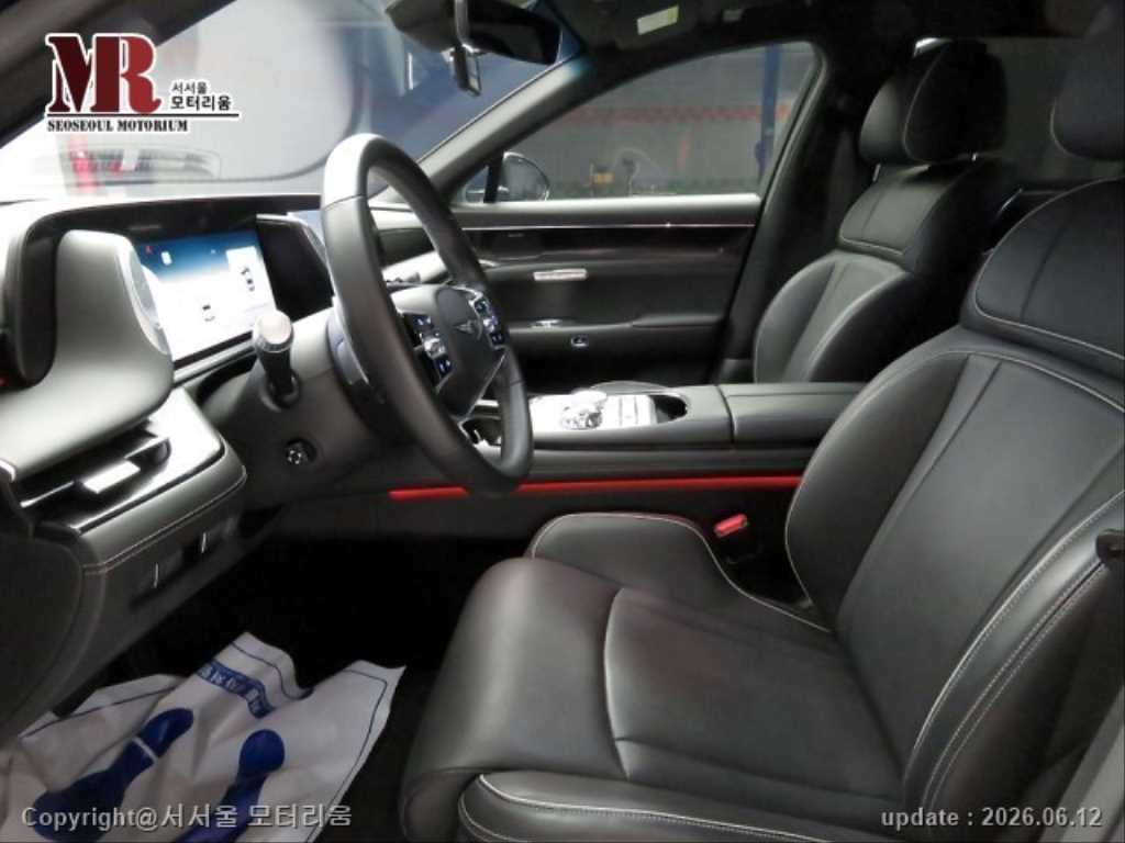 Genesis G90 - Vista 7