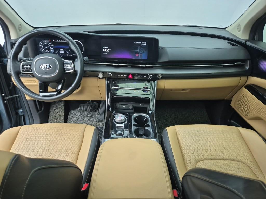 KIA Carnival - Vista 7