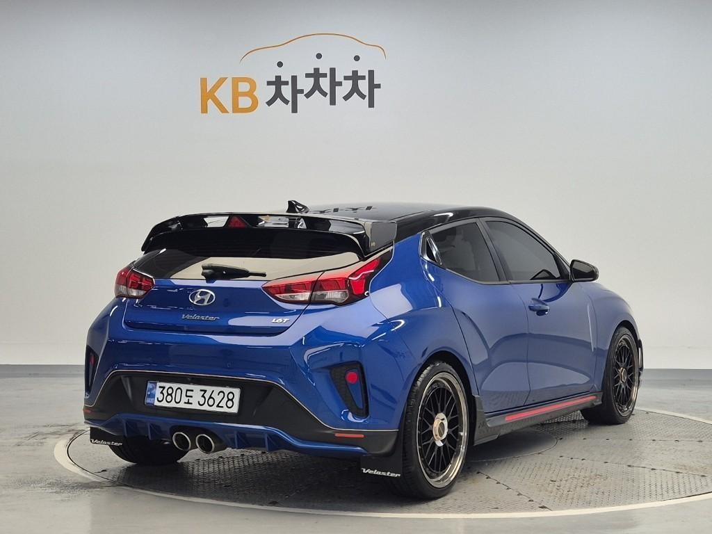 HYUNDAI Veloster - Vista 3