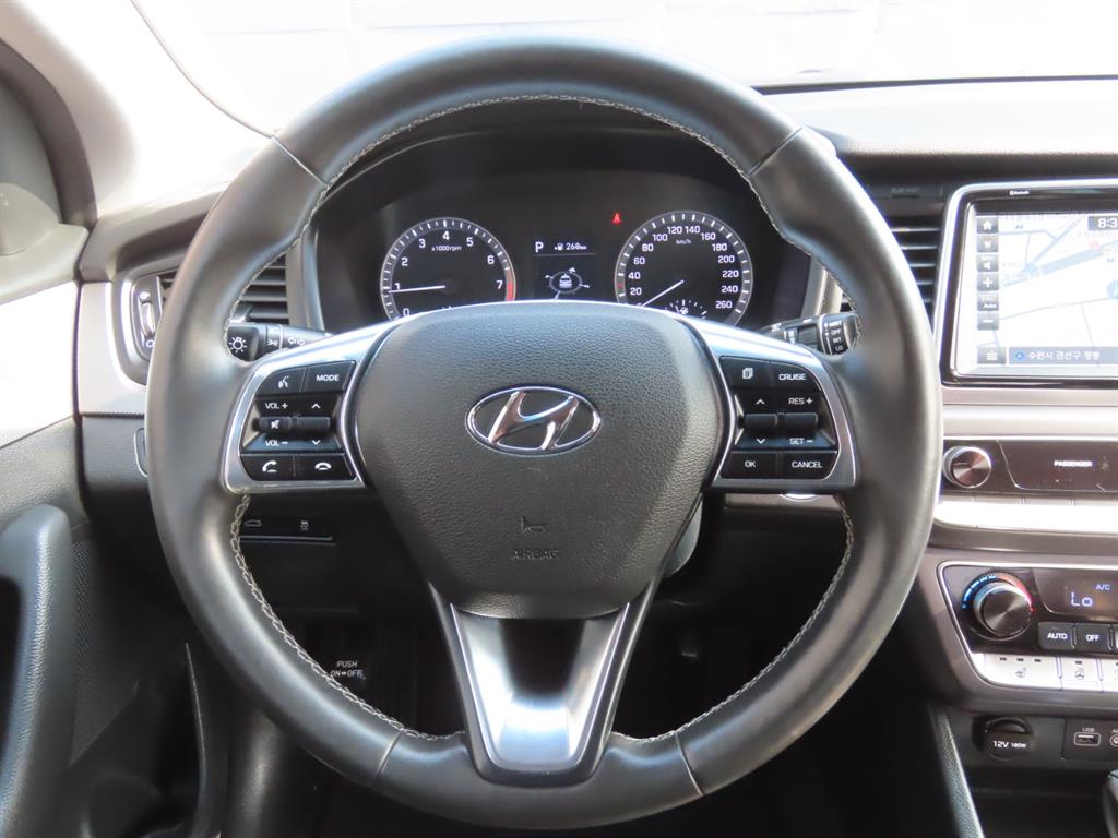 HYUNDAI Sonata - Vista 11