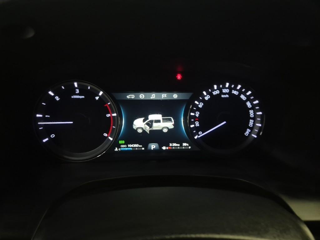 Ssangyong Rexton - Vista 8