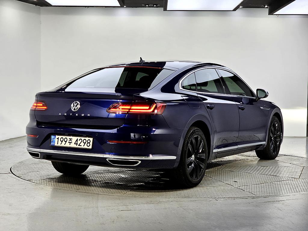Volkswagen Arteon - Vista 6