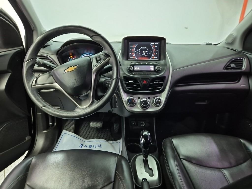 Chevrolet Spark 2016 Negro - Importación desde Corea - HF Imports Iquique - Foto 15