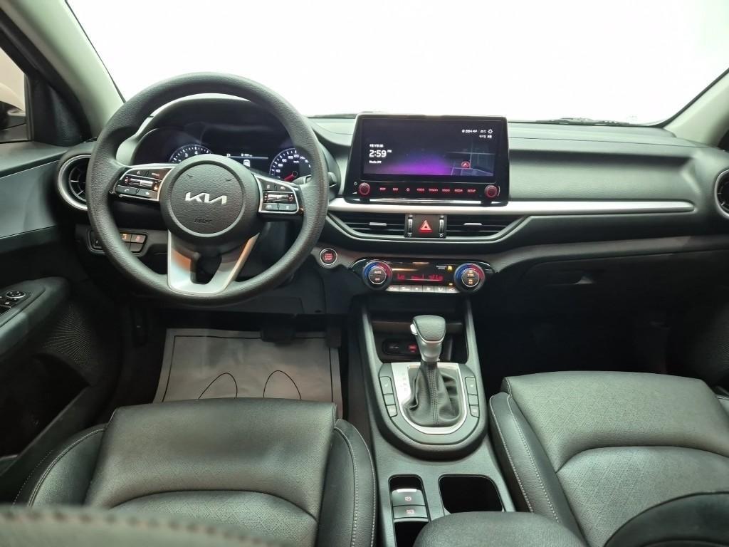 KIA K3 - Vista 7