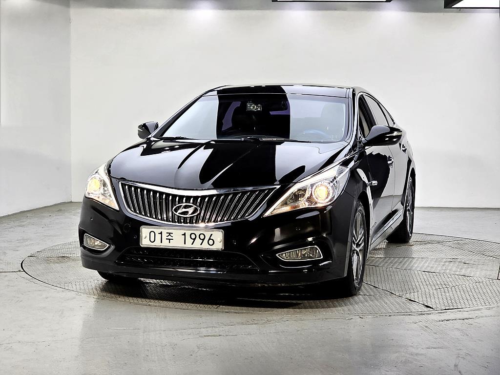 HYUNDAI Grandeur - Vista 2