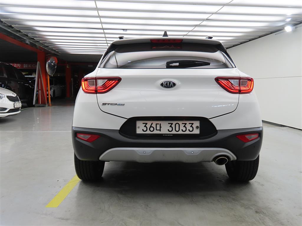 KIA Stonic - Vista 3