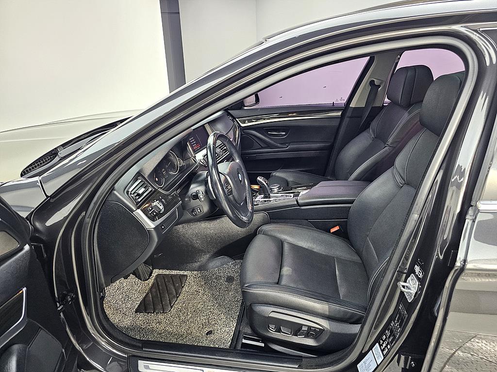BMW 5 Series - Vista 10
