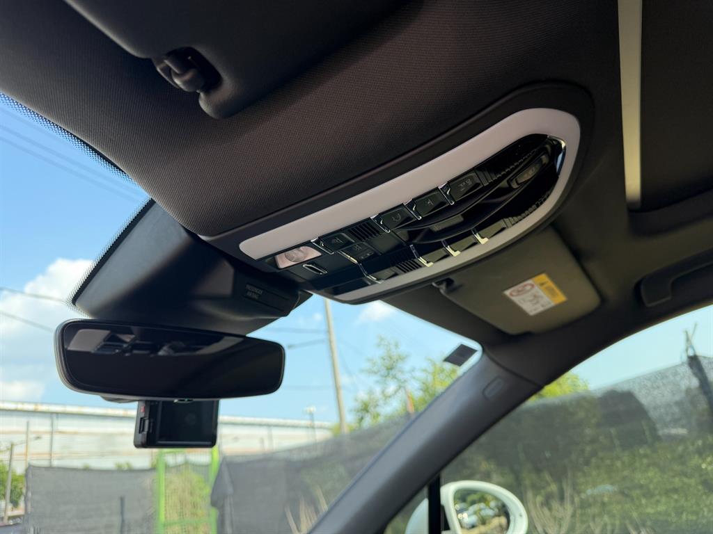 Porsche Macan - Vista 10