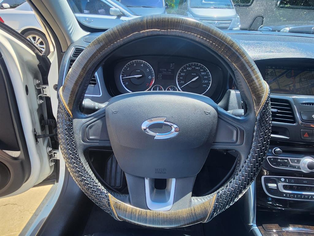 SAMSUNG SM5 2011 Blanco - Importación desde Corea - HF Imports Iquique - Foto 13