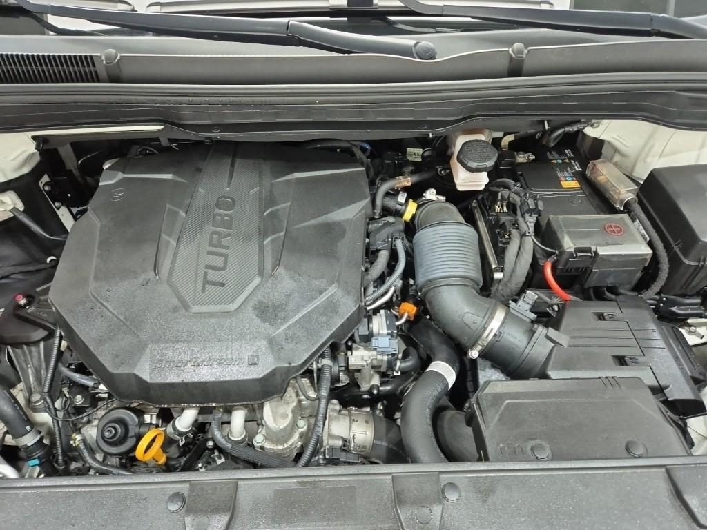 KIA Carnival - Vista 7