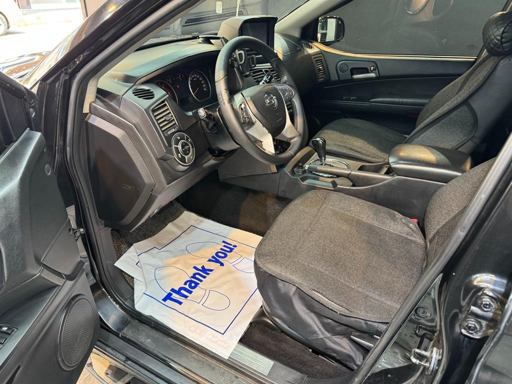 Ssangyong Korando - Vista 11