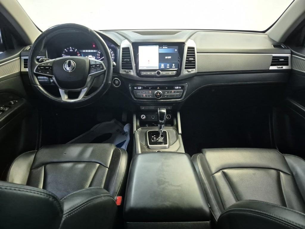 Ssangyong Rexton - Vista 9