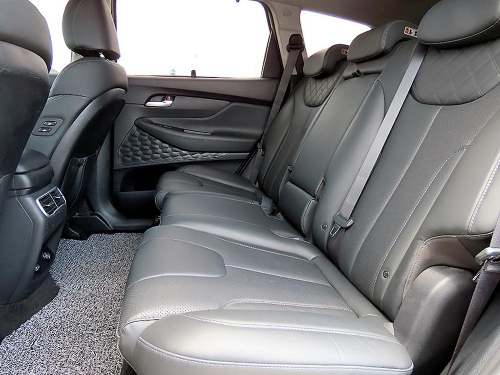 HYUNDAI Santa Fe - Vista 8