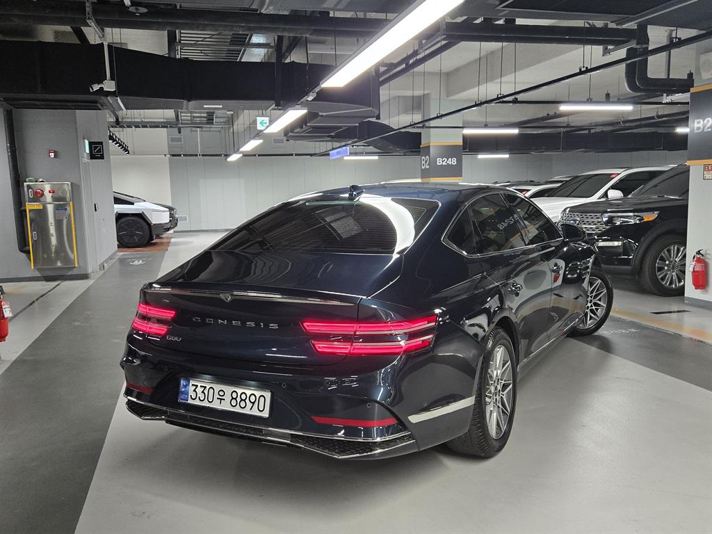 Genesis G80 - Vista 2