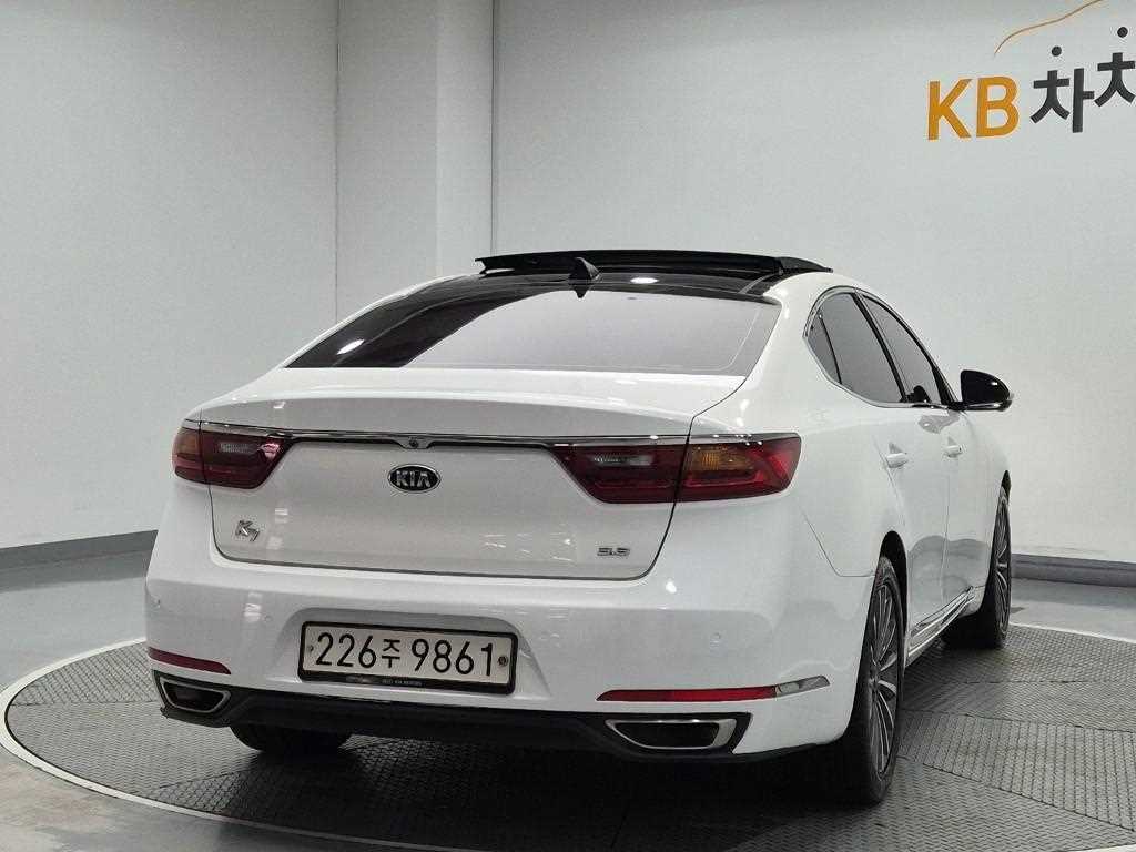 KIA K7 - Vista 3