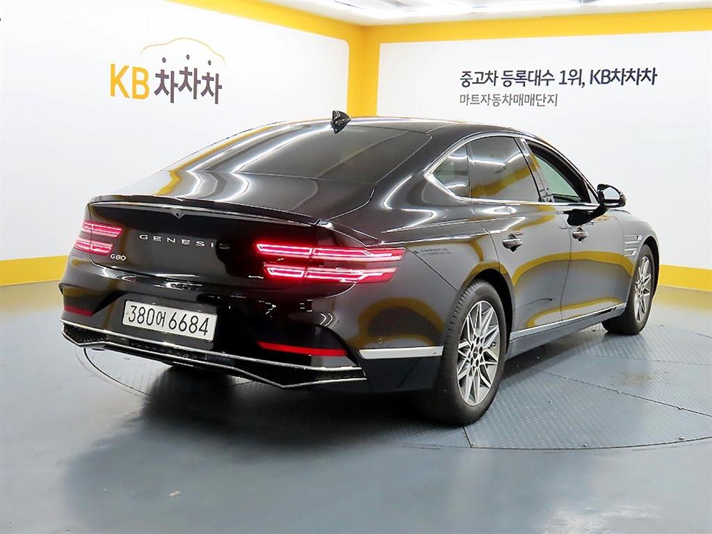 Genesis G80 - Vista 6