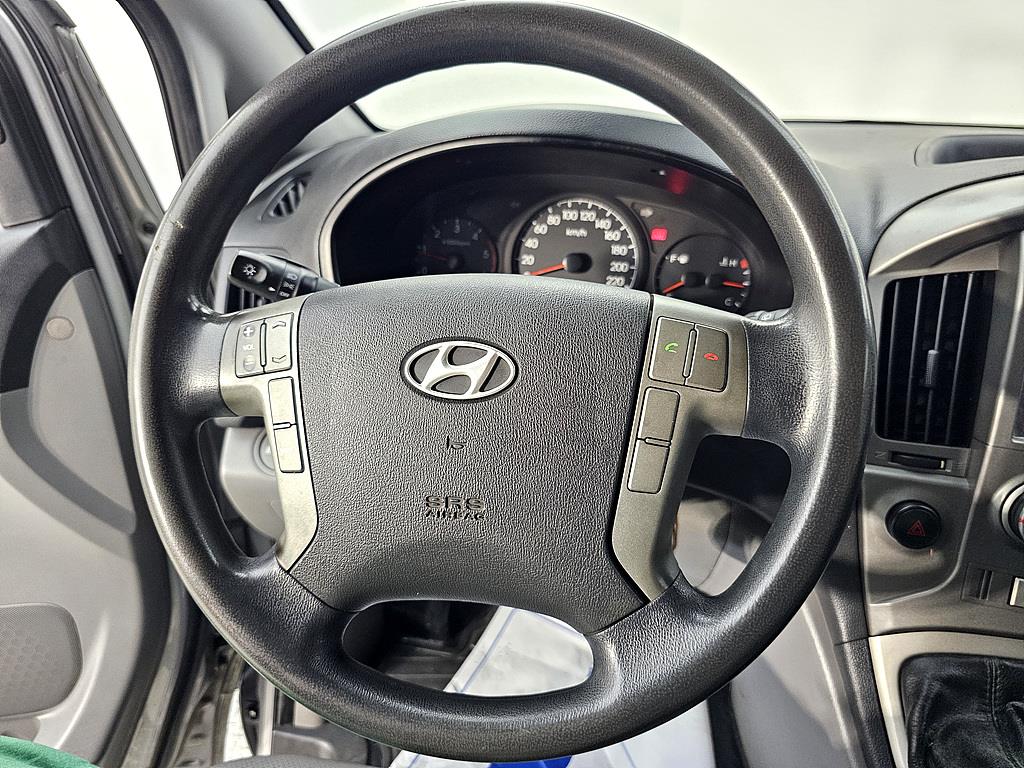 HYUNDAI Starex 2014 Gris - Importación desde Corea - HF Imports Iquique - Foto 16