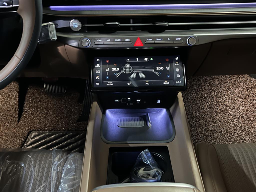 HYUNDAI Grandeur - Vista 12