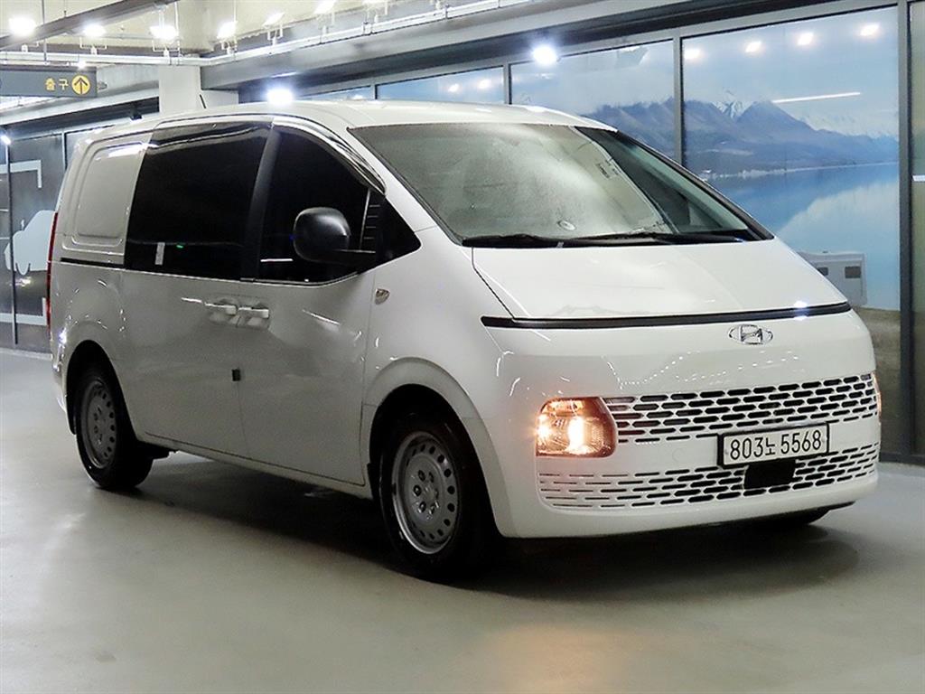 HYUNDAI Staria 2022 Blanco - Importación desde Corea - HF Imports Iquique - Foto 1