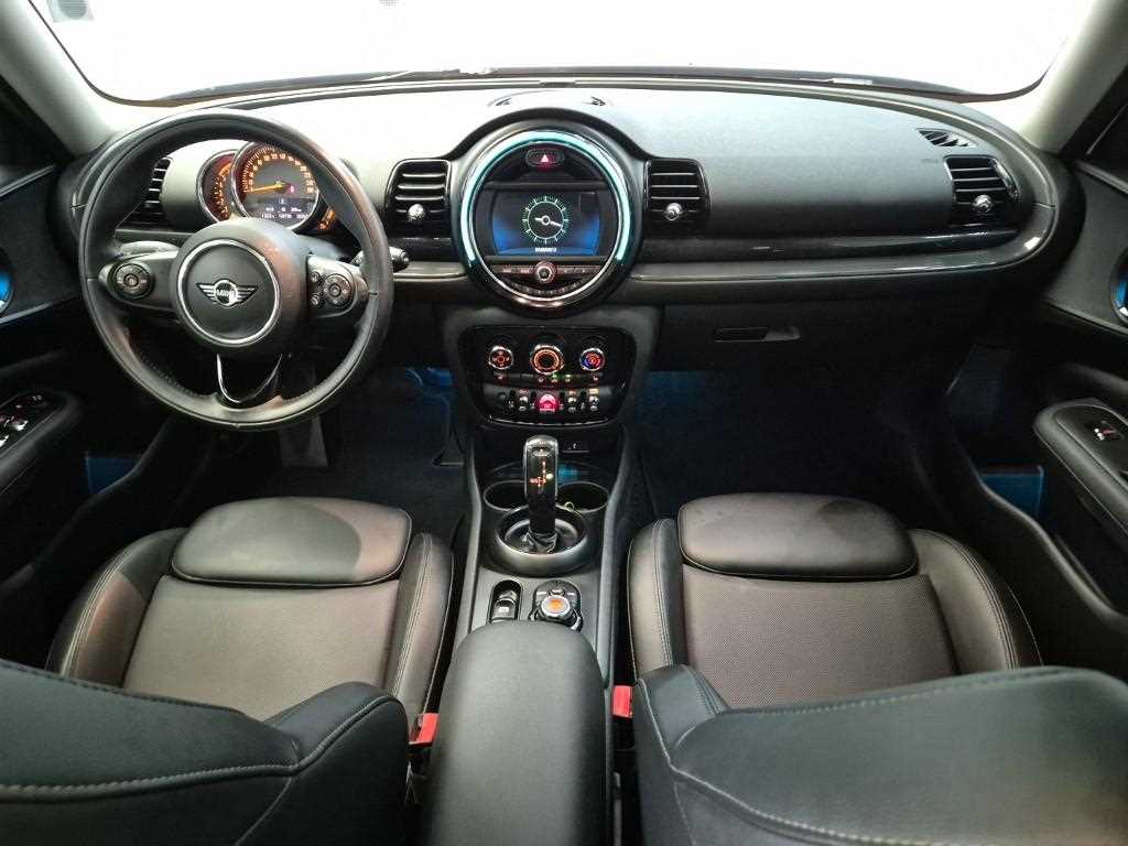 Mini Clubman - Vista 9