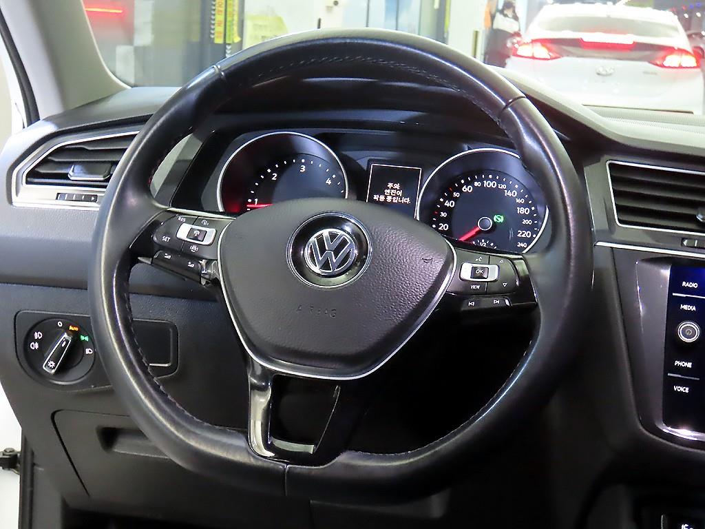 Volkswagen Tiguan - Vista 10