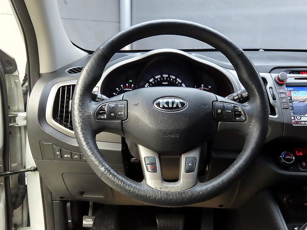KIA Sportage - Vista 11