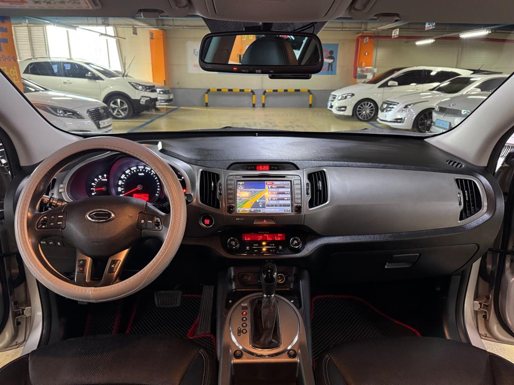 KIA Sportage - Vista 10