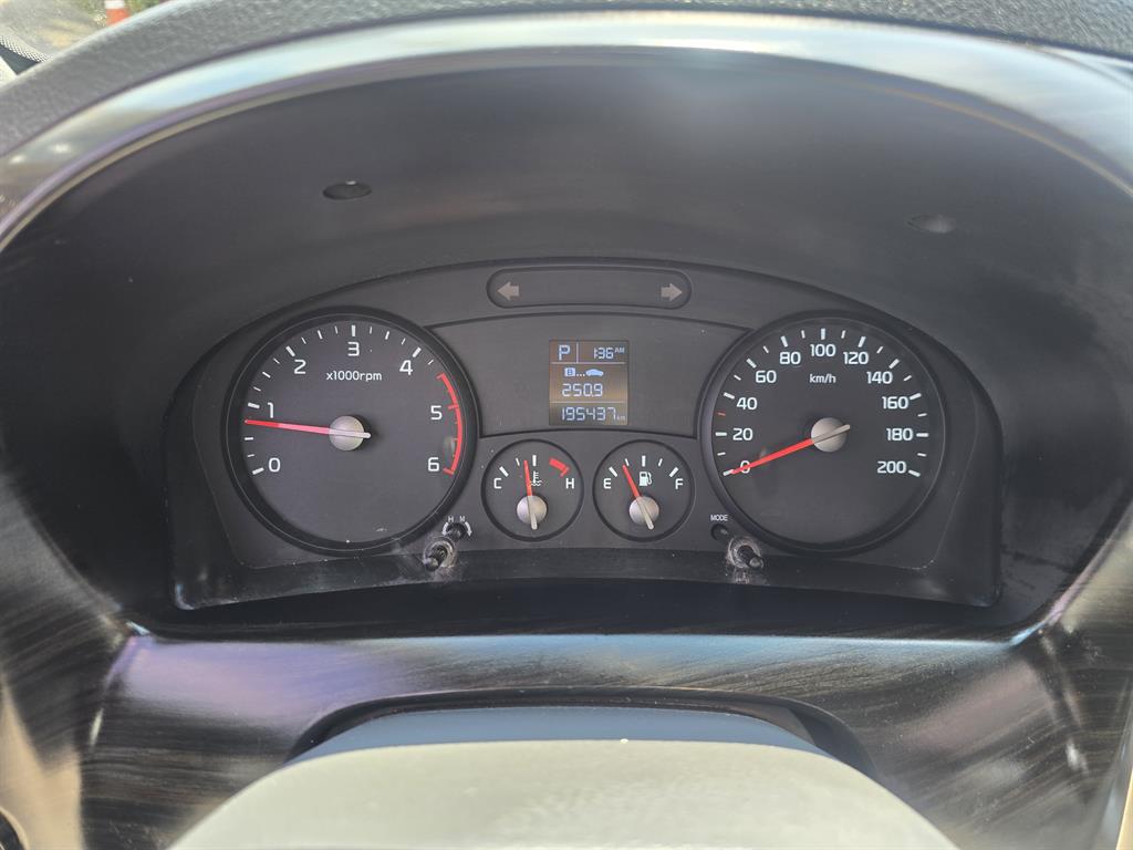 Small Truck Cargo (small) 2018 Blanco - Importación desde Corea - HF Imports Iquique - Foto 13