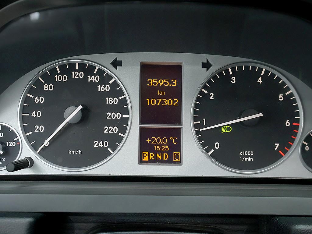 Mercedes Benz B Class (MY B) - Vista 8